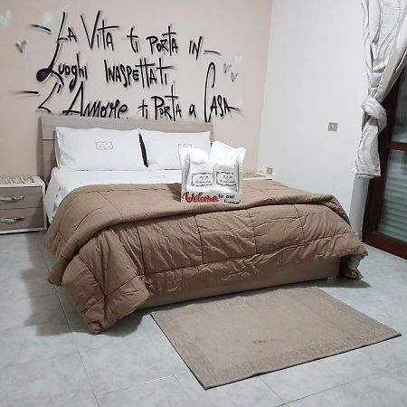 سانتا ماريا كابوا فيتيري B&B La Dolce Notte المظهر الخارجي الصورة